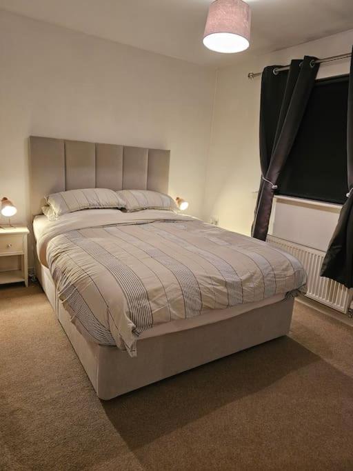 The Park View, 2 Bedroom House Kirkcaldy Exterior photo